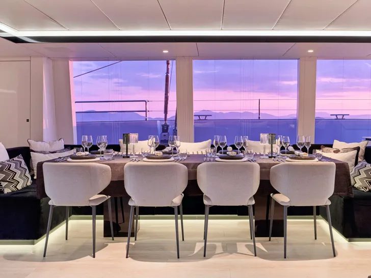 S/Y Above & Beyond photo 8
