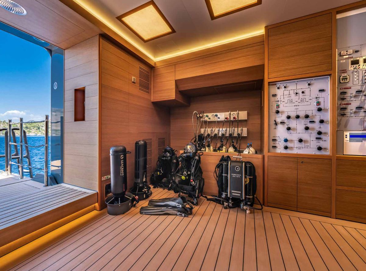 M/Y Flying Fox photo 26