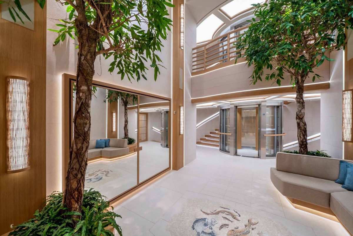 M/Y Flying Fox photo 30