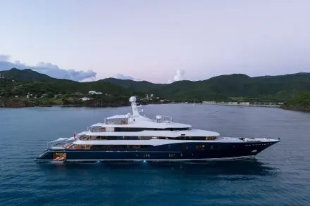 M/Y Obsidian photo 31