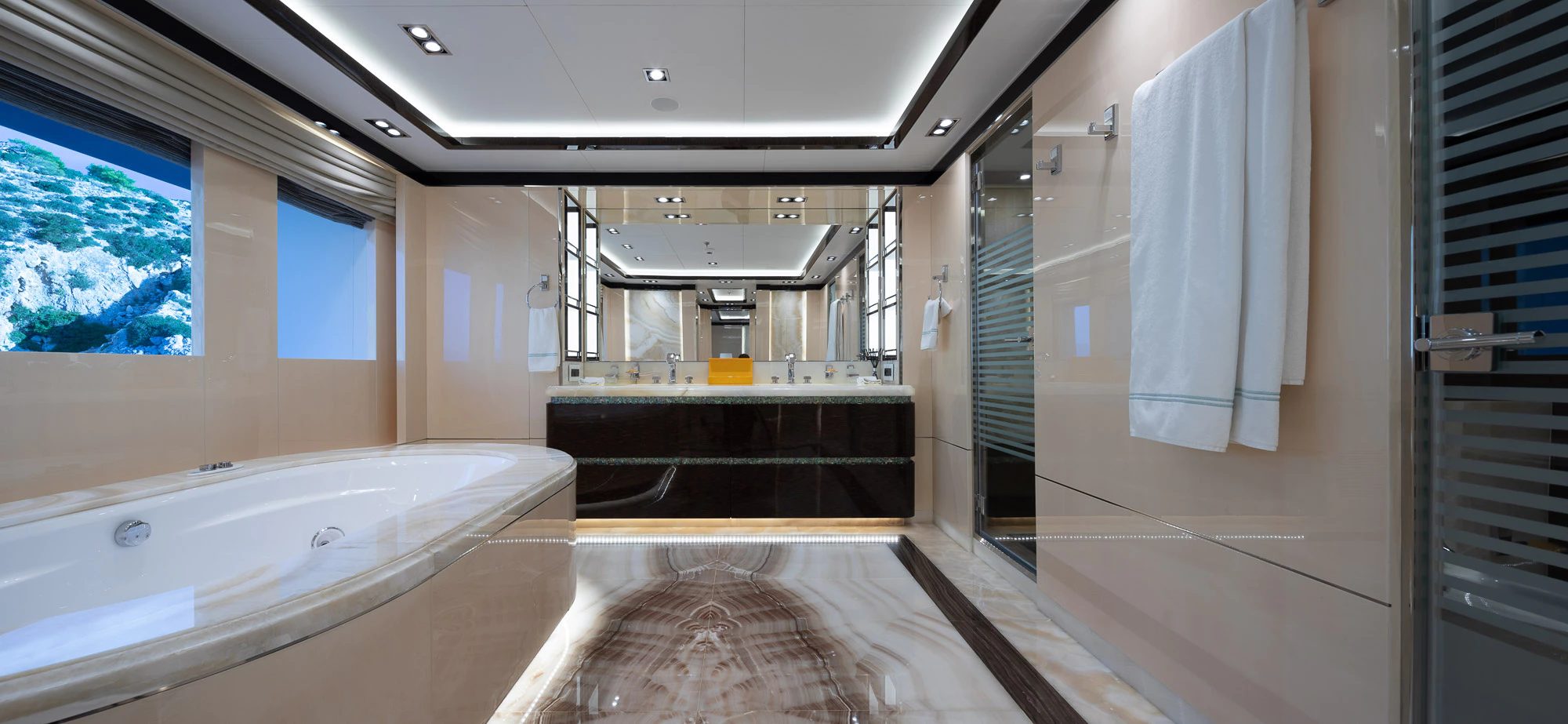 M/Y O'Ptasia photo 7