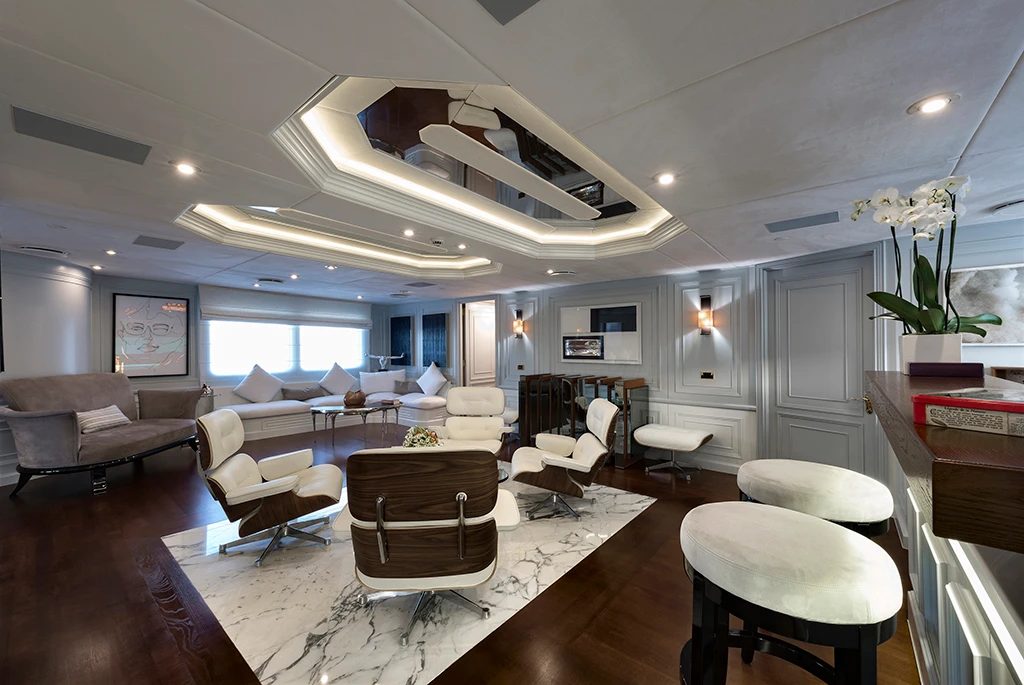M/Y Chakra photo 8